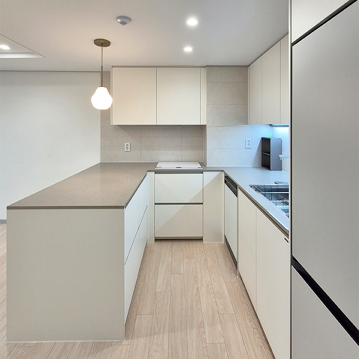 [24평대 아파트 인테리어] 비아테라 상판으로 고급스럽게 완성한 서울 관악 푸르지오